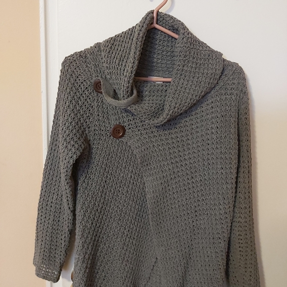 Cardigan - Picture 3 of 4